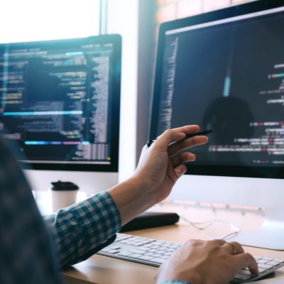 Use of Mathematics & Computing Engineering in Software Development: Optimizing Code and Building Robust Systems