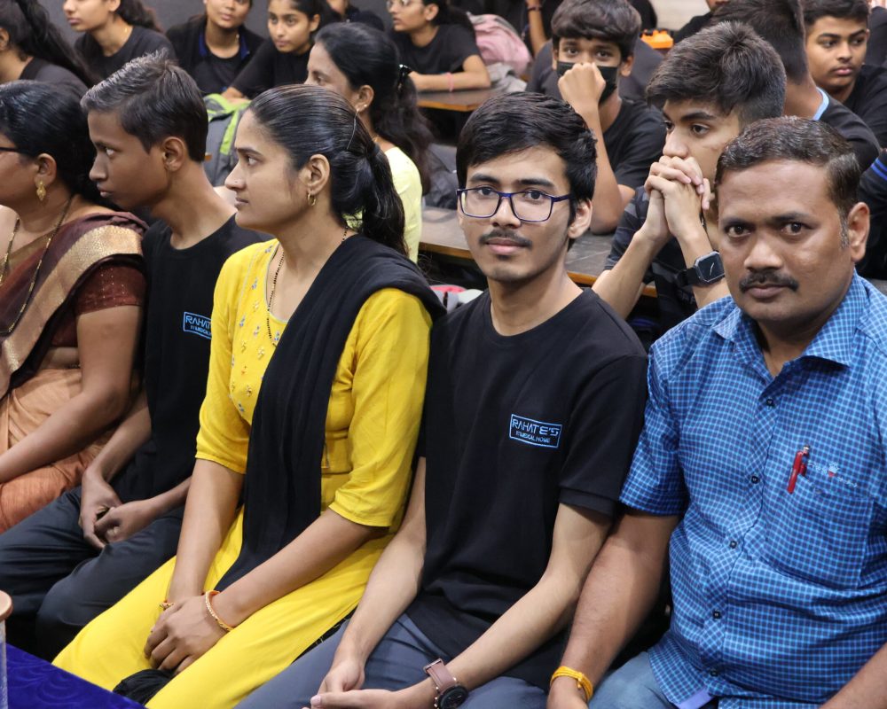 About Rahate's IIT & Medical home