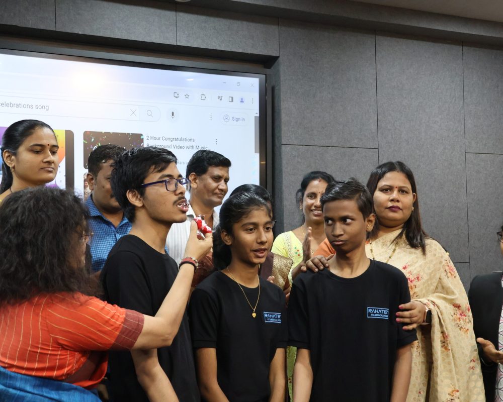 About Rahate's IIT & Medical Home – Experienced faculty guiding students for JEE and NEET success